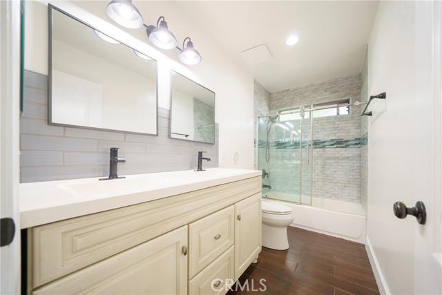 5807 Orange Place, Whittier CA: https://media.crmls.org/medias/be2ab50e-e437-4c3a-90e2-b8f36c91110a.jpg