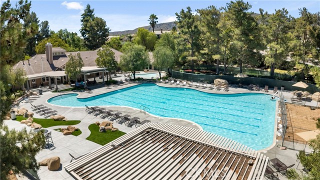 Detail Gallery Image 37 of 43 For 13700 Basswood Dr, Corona,  CA 92883 - 3 Beds | 2 Baths