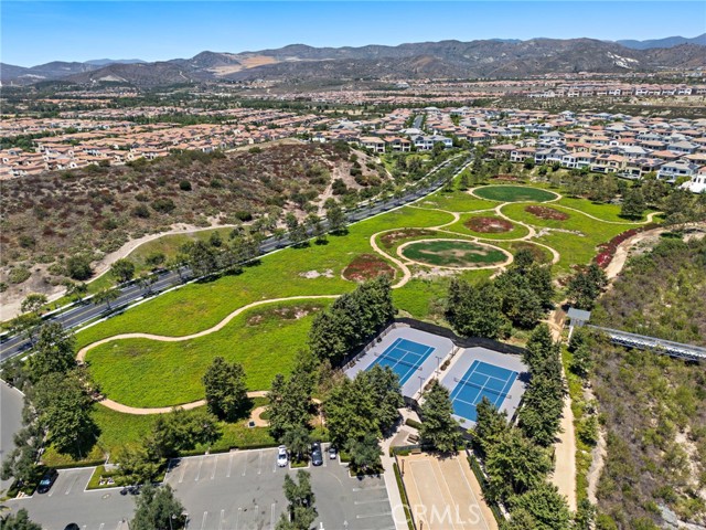 Detail Gallery Image 50 of 54 For 93 Interstellar, Irvine,  CA 92618 - 6 Beds | 6/1 Baths