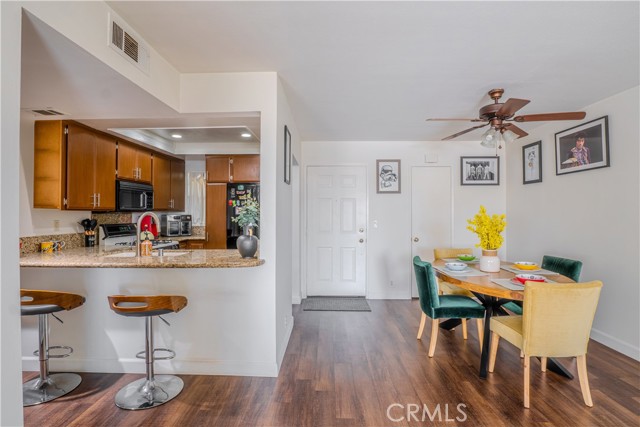 Detail Gallery Image 20 of 43 For 1903 Temple Ave #228,  Signal Hill,  CA 90755 - 1 Beds | 1 Baths