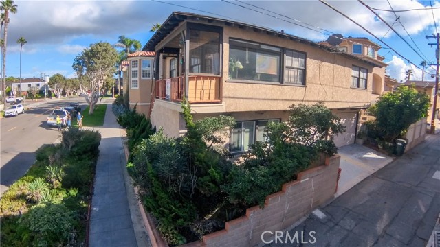 106 Avenue C, Redondo Beach, California 90277, 3 Bedrooms Bedrooms, ,2 BathroomsBathrooms,Residential,Sold,Avenue C,PV23212890