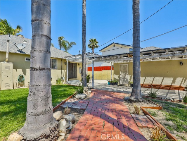 Detail Gallery Image 22 of 26 For 3826 S Burnside, Baldwin Hills,  CA 90008 - 3 Beds | 1 Baths