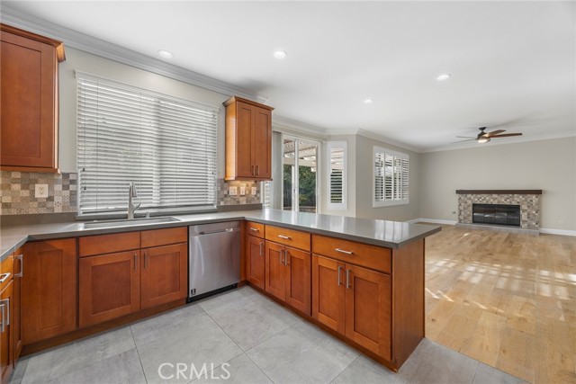 Detail Gallery Image 7 of 27 For 12 Galena, Irvine,  CA 92602 - 4 Beds | 3/1 Baths