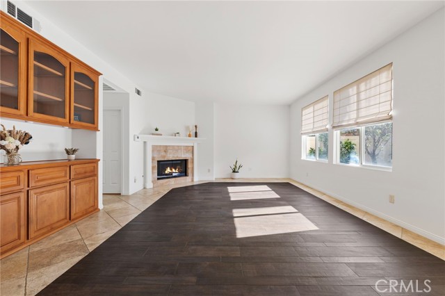 Detail Gallery Image 14 of 49 For 75 Ashford, Irvine,  CA 92618 - 4 Beds | 2/1 Baths