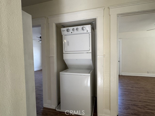 https://media.crmls.org/medias/be2d1d68-91c8-4ed0-bd64-e81e159ffe99.jpg?preset=X-Large