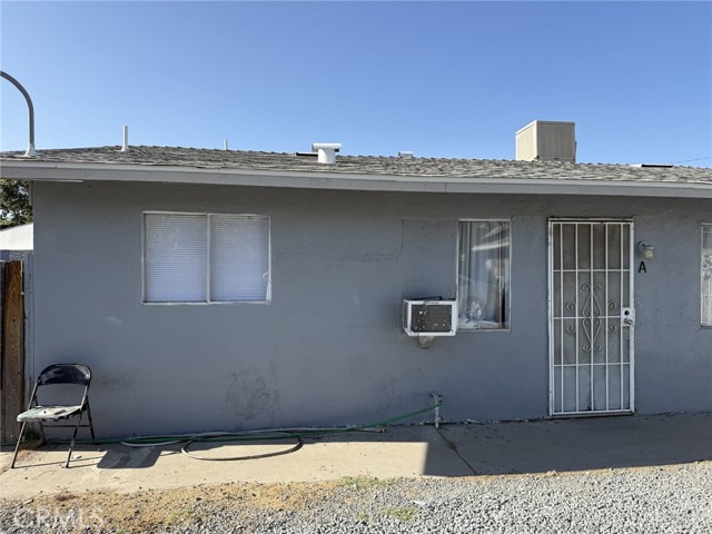 1108 N Rinaldi Street, Visalia CA: https://media.crmls.org/medias/be2e8999-a50b-4f3a-ada4-5f5a731efbfd.jpg
