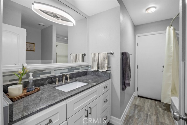 Detail Gallery Image 18 of 30 For 2465 Monterey Peninsula Dr, Corona,  CA 92882 - 4 Beds | 2 Baths