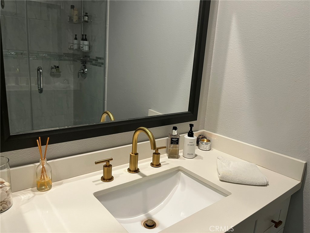 Be2f6583 91a4 4d7a 96ae F9a706c733e7