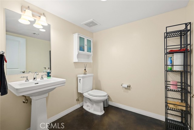Detail Gallery Image 33 of 42 For 125 N Raymond Ave #413,  Pasadena,  CA 91103 - 3 Beds | 2/1 Baths