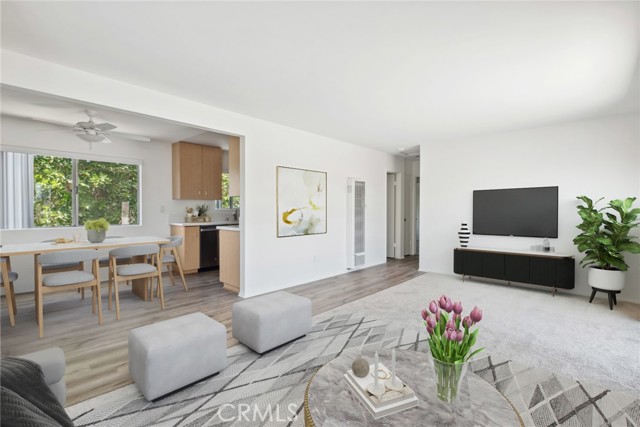 Detail Gallery Image 2 of 23 For 375 Woodland Pl #C,  Costa Mesa,  CA 92627 - 2 Beds | 1 Baths