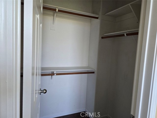 27513 Stanford Drive, Temecula CA: https://media.crmls.org/medias/be309f42-5753-4e9f-ace5-ad61ae39cb65.jpg