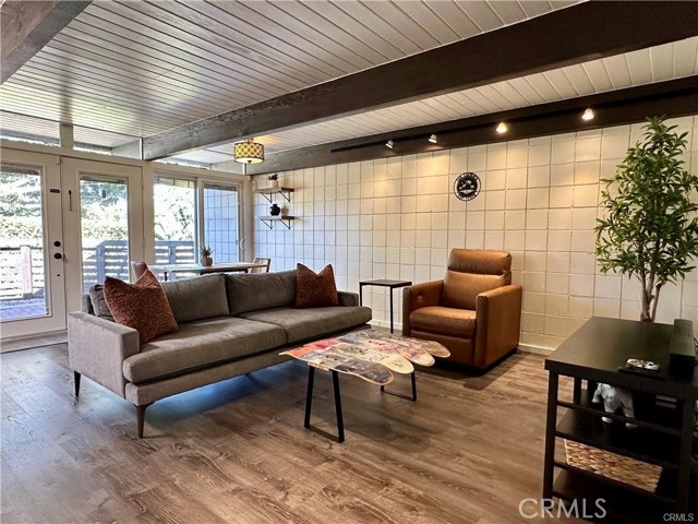 Detail Gallery Image 5 of 18 For 214 Del Gado Rd, San Clemente,  CA 92672 - 2 Beds | 1/1 Baths