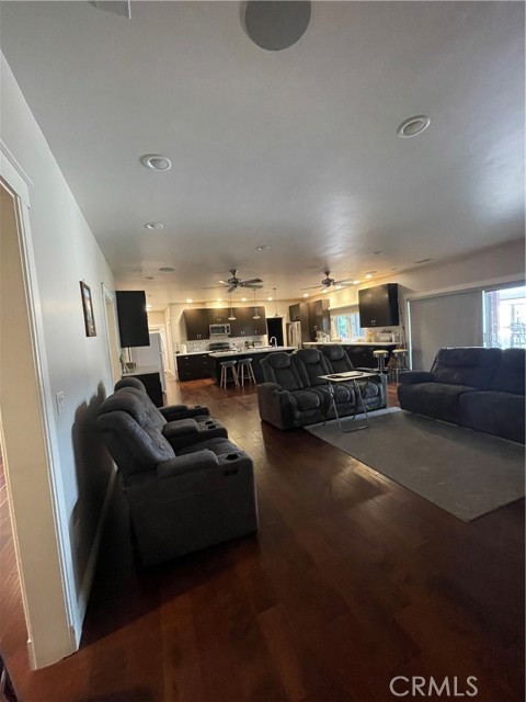 Detail Gallery Image 9 of 66 For 17183 Sunburst, –,  CA 91325 - 4 Beds | 4/1 Baths