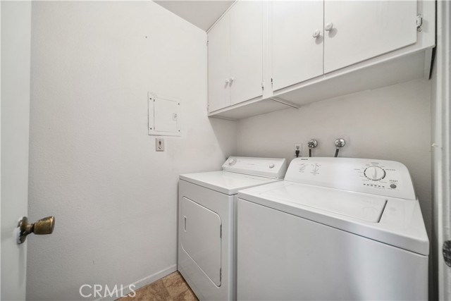 Detail Gallery Image 11 of 25 For 23602 Western #D,  Harbor City,  CA 90710 - 3 Beds | 2 Baths