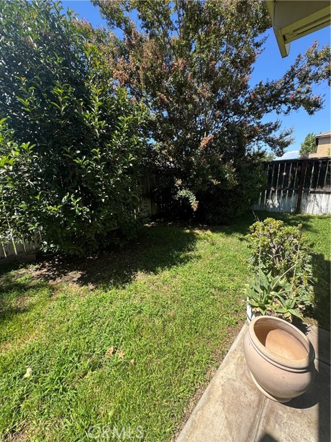1402 Sutherland Drive, Riverside CA: https://media.crmls.org/medias/be33b687-f1a5-4595-8df0-e37012abadbb.jpg