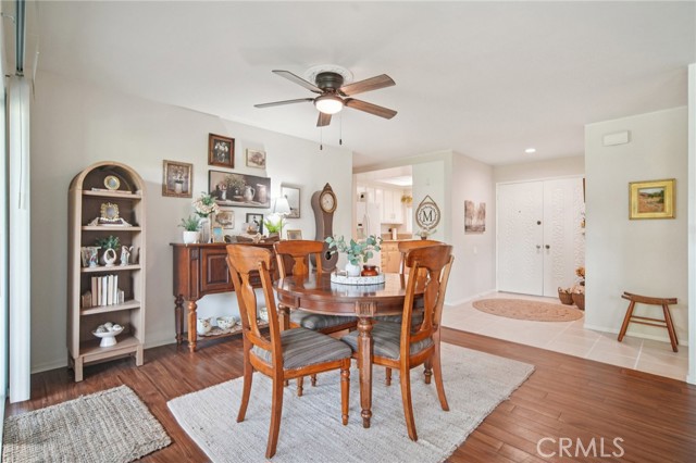 Detail Gallery Image 8 of 33 For 2402 via Mariposa 1e,  Laguna Woods,  CA 92637 - 2 Beds | 2 Baths