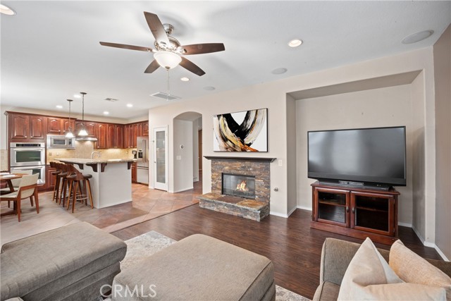 Detail Gallery Image 4 of 65 For 7632 Turtle Mountain, Corona,  CA 92880 - 4 Beds | 2/1 Baths