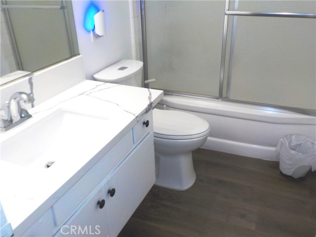 1676 Dumbarton Avenue, San Bernardino CA: https://media.crmls.org/medias/be350ad6-0e11-4217-9693-d918b88f92b2.jpg