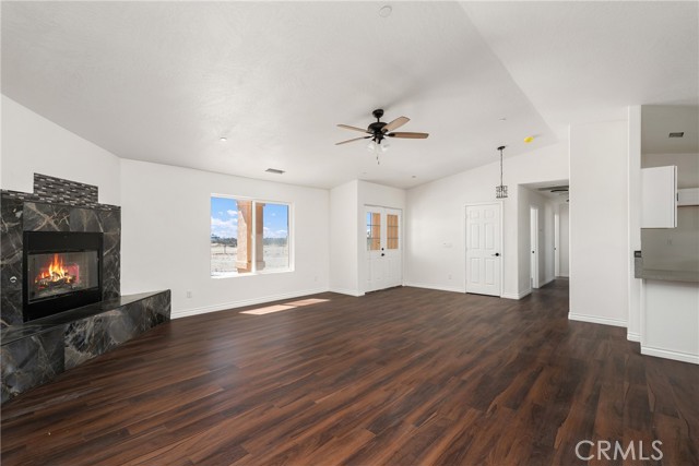 Detail Gallery Image 7 of 40 For 12275 Barbet Rd, Phelan,  CA 92371 - 4 Beds | 2 Baths