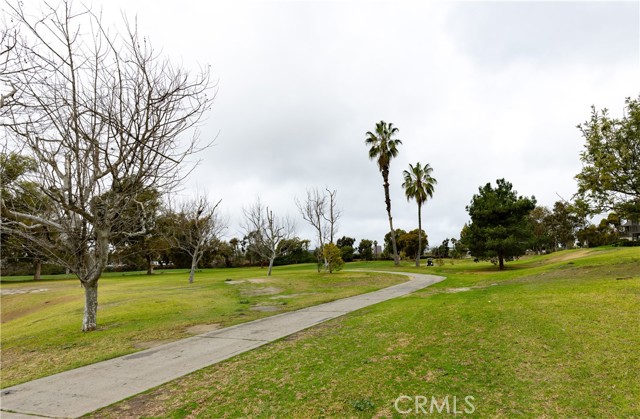 Detail Gallery Image 5 of 31 For 9 Flores #26,  Irvine,  CA 92612 - 2 Beds | 2 Baths