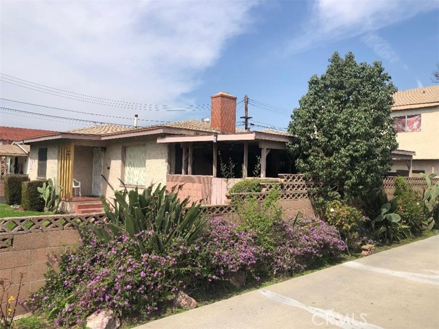 9719 Beach Street, Bellflower, California 90706, ,Multi-Family,For Sale,Beach,EV24042424