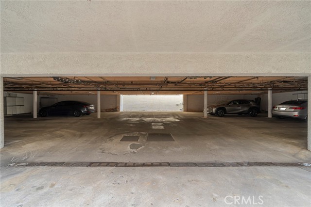 Detail Gallery Image 22 of 32 For 957 S Gramercy Dr #105,  Los Angeles,  CA 90019 - 2 Beds | 2 Baths