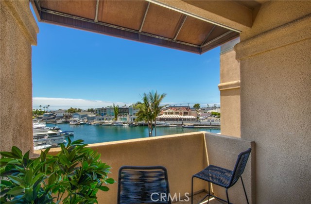 621 Lido Park Drive, Newport Beach CA: https://media.crmls.org/medias/be38e843-b497-4bb2-bd1a-0d8690eaaea6.jpg