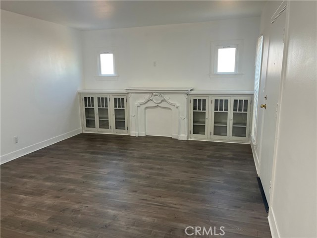 Detail Gallery Image 2 of 18 For 10322 Plainview Ave, Tujunga,  CA 91042 - 2 Beds | 1 Baths