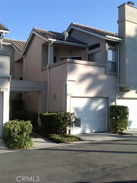 Detail Gallery Image 1 of 9 For 28456 Yosemite Dr, Lake Forest,  CA 92679 - 3 Beds | 3 Baths