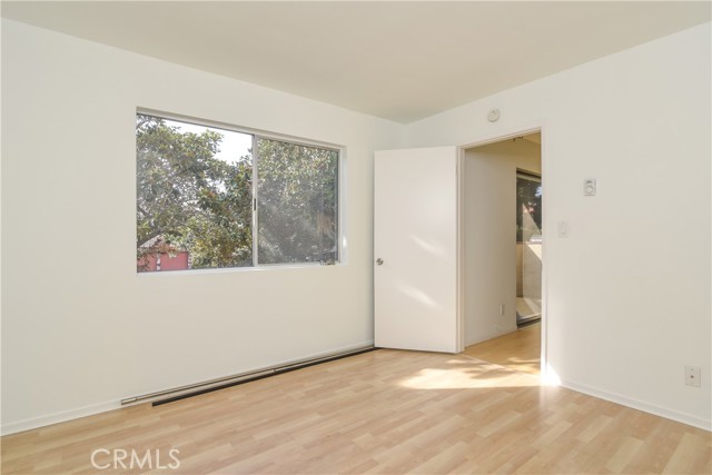 Detail Gallery Image 17 of 30 For 811 6th St #105,  Santa Monica,  CA 90403 - 3 Beds | 2 Baths