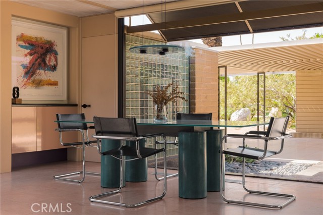1950 E Desert Palms Drive, Palm Springs CA: https://media.crmls.org/medias/be3bdf36-a10a-49a8-8d0b-ee2c718fb59f.jpg