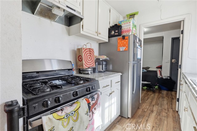 Detail Gallery Image 30 of 54 For 6530 Denver, Los Angeles,  CA 90044 - – Beds | – Baths