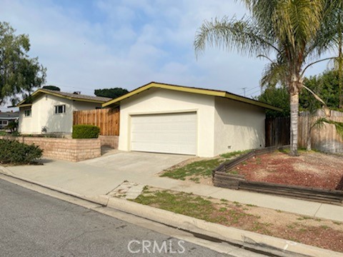 13140 Springford Drive, La Mirada CA: https://media.crmls.org/medias/be3cc16d-f34a-4c6a-83fc-84855af3828b.jpg