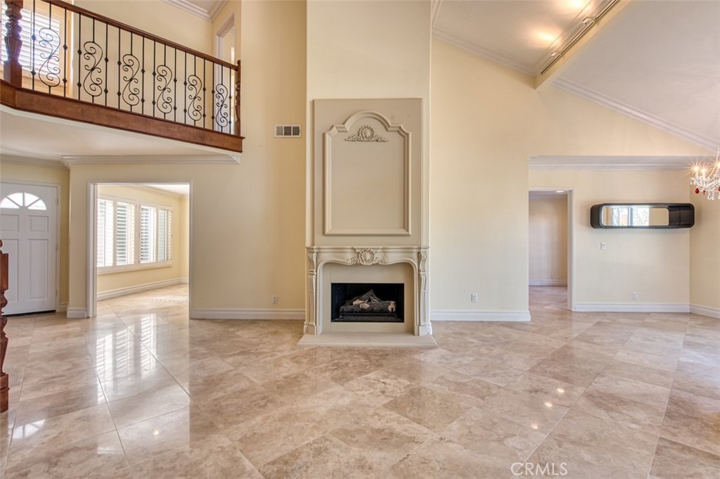 MLS #OC25241861 image #6