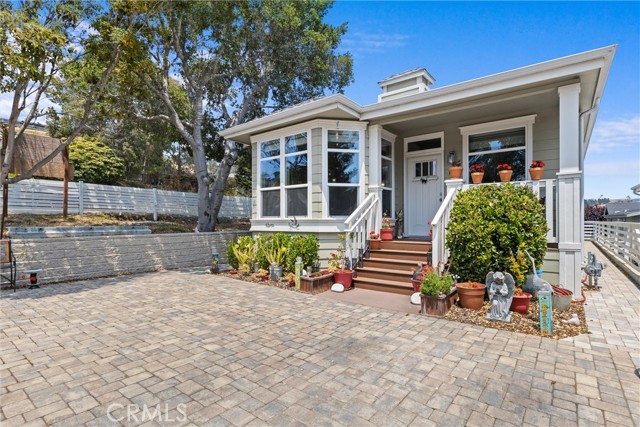 1460 Main Street, Cambria CA: https://media.crmls.org/medias/be3d5482-c9c1-44d6-b02b-cbff237b8b0c.jpg
