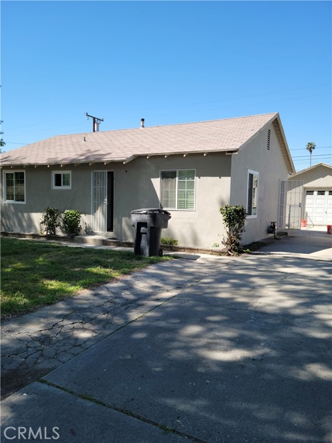 2404 Roxbury Dr, San Bernardino, CA 92404