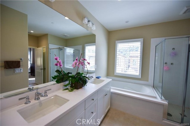 52 Open range, Irvine CA: https://media.crmls.org/medias/be3fe5d6-cd50-4cdf-8441-12c18554bd6c.jpg