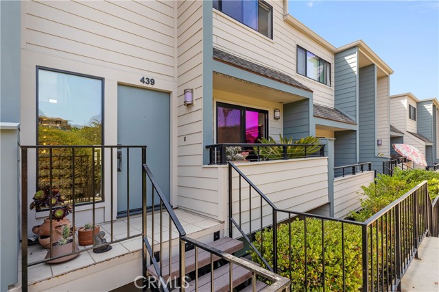 Detail Gallery Image 31 of 32 For 439 Camino De Las Colinas, Redondo Beach,  CA 90277 - 3 Beds | 2/1 Baths