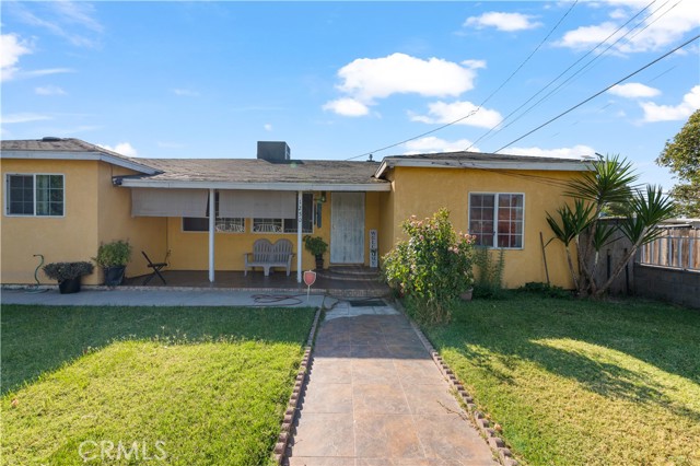 Detail Gallery Image 3 of 21 For 1260 T St, Merced,  CA 95341 - 2 Beds | 1 Baths
