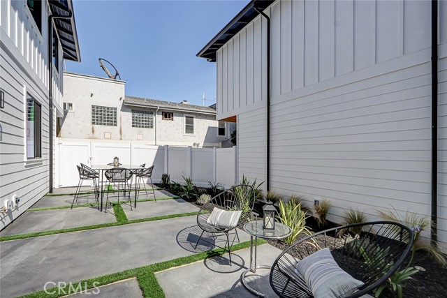 1816 Belmont Lane, Redondo Beach, California 90278, 4 Bedrooms Bedrooms, ,4 BathroomsBathrooms,Residential,For Sale,Belmont,PV26077697
