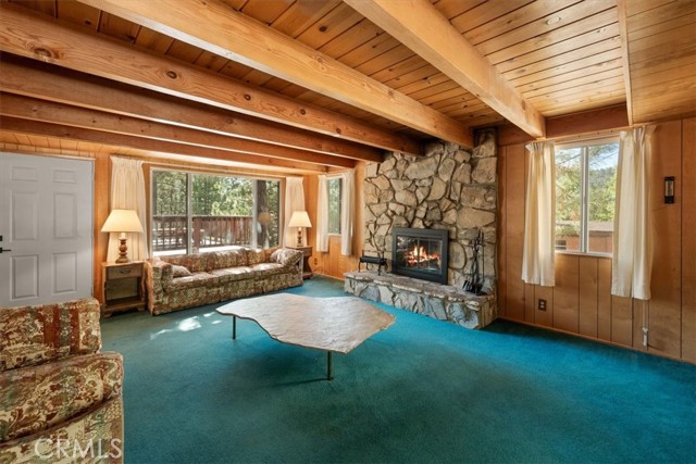 769 Lowe Drive, Big Bear Lake, CA 92315