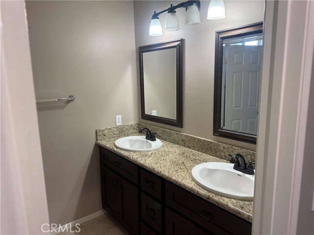 Detail Gallery Image 11 of 11 For 5586 Allendale Dr, Riverside,  CA 92507 - 4 Beds | 2/1 Baths