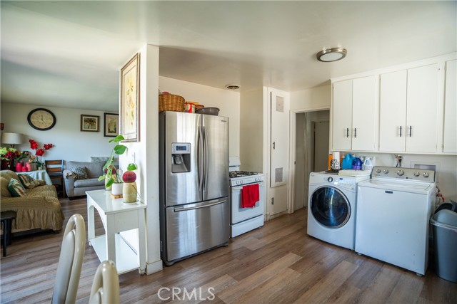 Detail Gallery Image 14 of 19 For 4612 W 168th Street, Lawndale,  CA 90260 - – Beds | – Baths