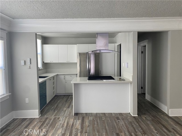 Detail Gallery Image 4 of 22 For 4345 Burns Ave, Los Angeles,  CA 90029 - 2 Beds | 2 Baths