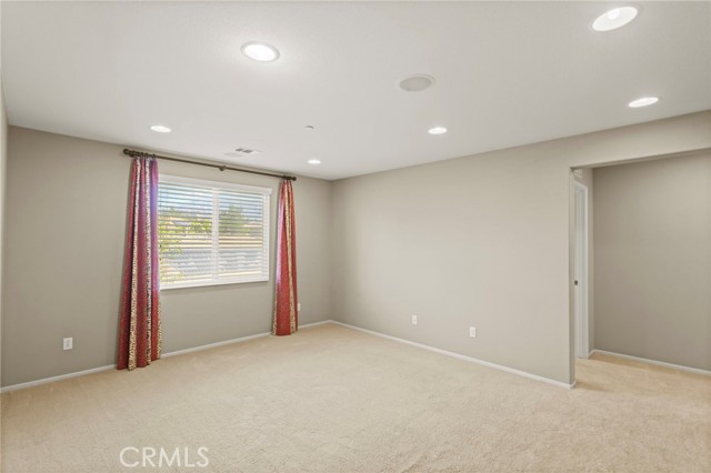 38780 Amateur Way, Beaumont CA: https://media.crmls.org/medias/be42cad3-8d31-4aa8-984f-e2f62872892f.jpg