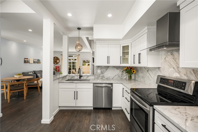 3 Bed Home for Sale in Costa Mesa, California