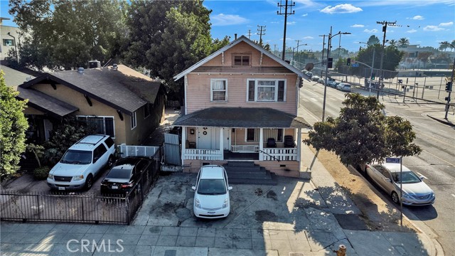 Detail Gallery Image 1 of 15 For 732 W 41st Dr, Los Angeles,  CA 90037 - – Beds | – Baths