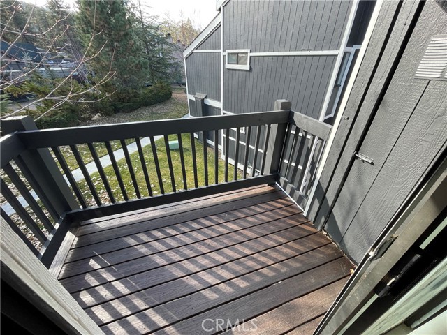 760 Blue Jay Road, Big Bear Lake CA: https://media.crmls.org/medias/be43cd0e-490e-4bf2-b6e3-5cdc05a08437.jpg