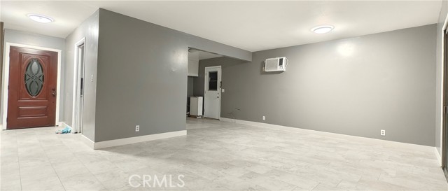 Detail Gallery Image 2 of 11 For 5420 Fauna St, Montclair,  CA 91763 - 3 Beds | 2 Baths