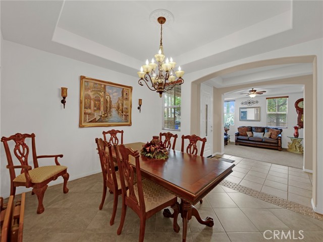 20361 Julia Lane, Saugus CA: https://media.crmls.org/medias/be447542-112d-45db-9e29-13df448eadc6.jpg